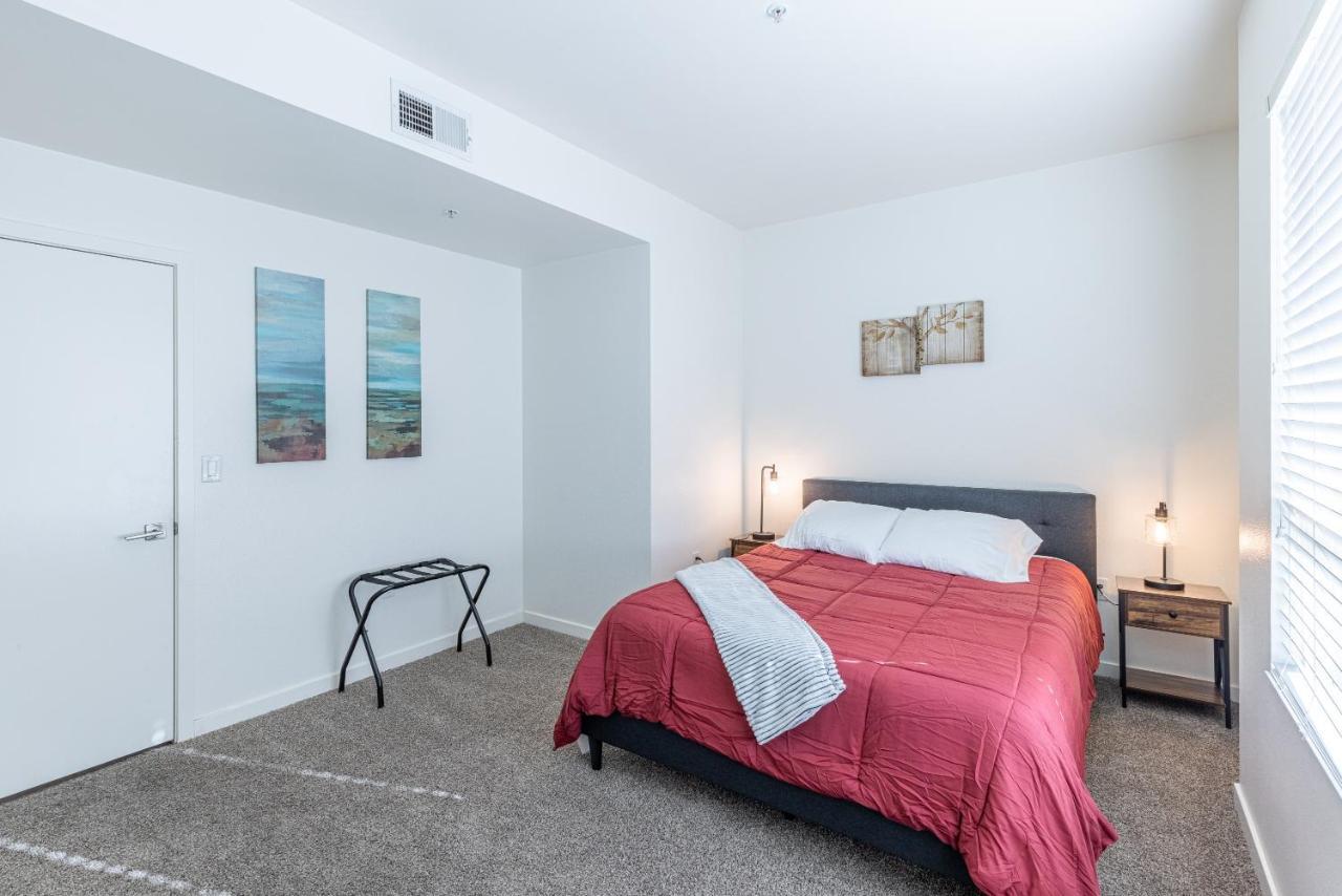 2Br Furnished Apartment On Gordon St Hollywood Apts ロサンゼルス エクステリア 写真